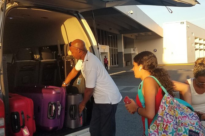 Kingston Round Trip Airport Transfers to Ocho Rios - Pricing and Guarantees