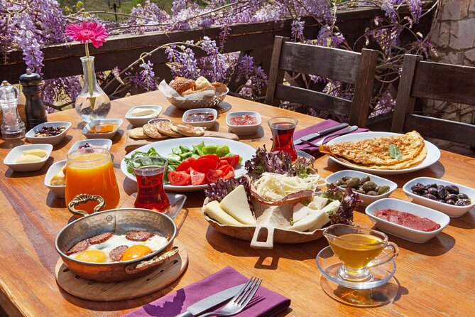 Kusadasi Shore Excursions Ephesus and Wine Tasting Tours - Traditional Turkish Lunch