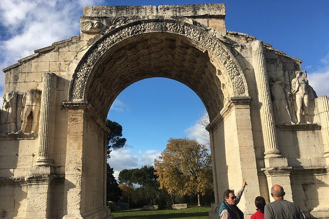 Les Baux De Provence: Wine Day Tour: 8 Hours - Nearby Attractions