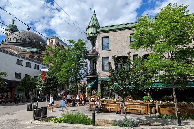 Montreals Plateau Mont-Royal and Mile End Tour by MTL Detours - Local Food Experiences