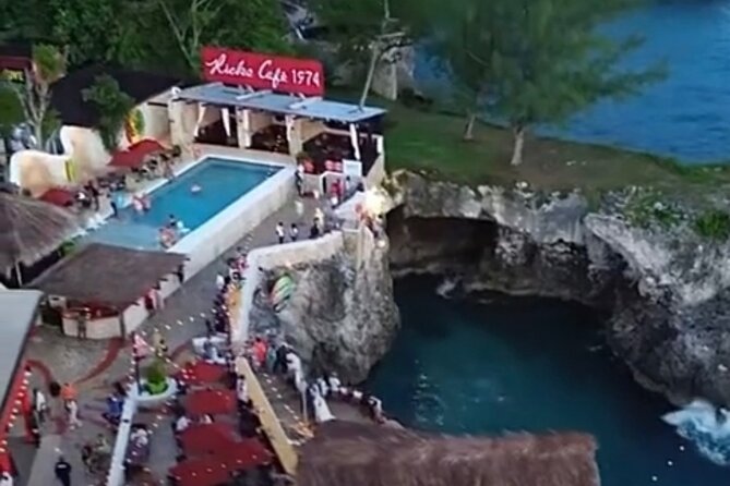 Negril Ricks Cafe Catamaran Montego Bay and Negril - What to Bring and Wear