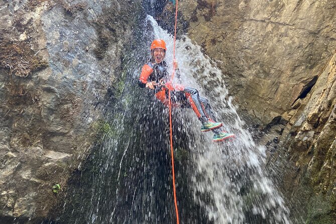 Okanagan Canyoning - Unforgettable Canyoning Experience