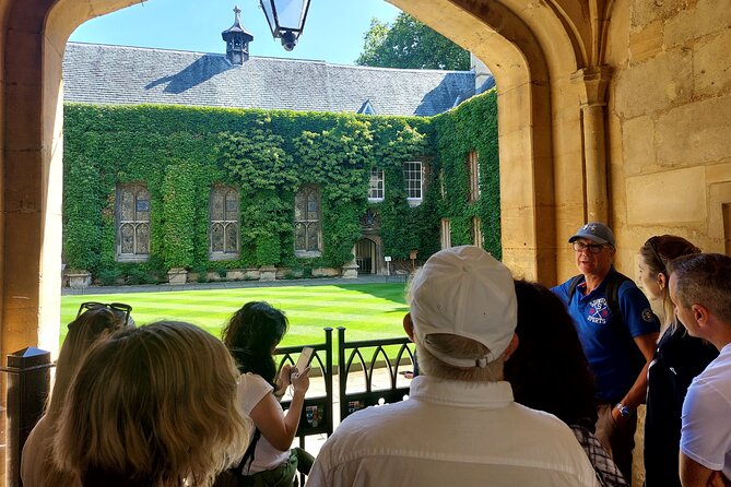 Oxford Walking Tour - Small Group With a Local Guide - Meeting Point and End Location