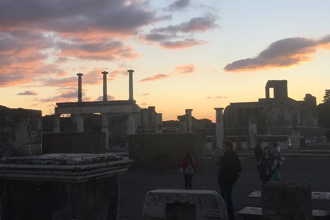 Pompei Guided Tour at Sunset - Exceptional Tour Reviews