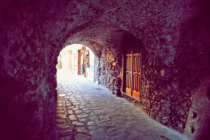 Pompeii Herculaneum and Winery Tour - Booking and Cancellation Policy