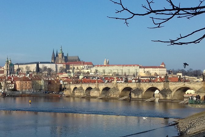 Prague Vltava River Lunch Cruise - Traveler Enjoyment