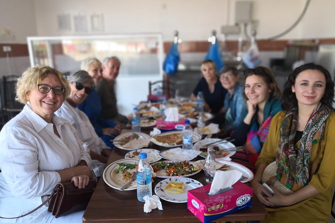 Premium Muscat Half Day Excursion-Italian Guide - Shopping at Mutrah Souk