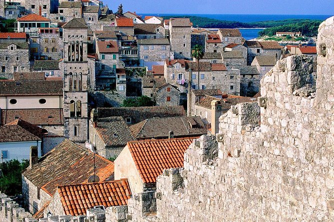 Private 3 Islands Tour With Speed Boat to Hvar and Pakleni Islands From Trogir - Enjoying the Speedboat Ride