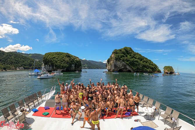 Private Charter Mega Yacht Limousine of the Sea Puerto Vallarta - Customer Reviews and Ratings