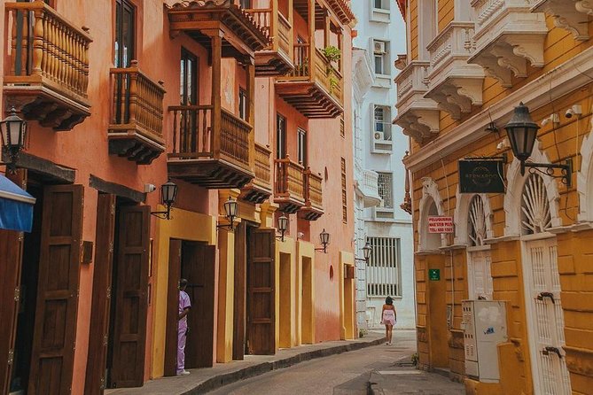 Private City Tour CARTAGENA - Exploring Cartagenas History and Culture
