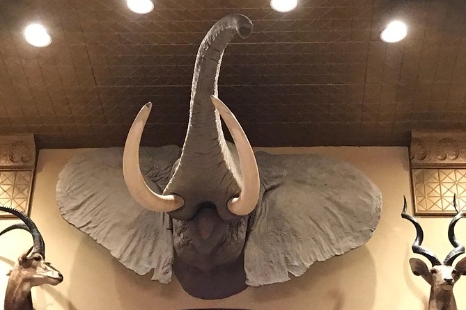 Private Drunk History Tour: Featuring Texas Oldest Hotel & Saloon - Exploring Texas Oldest Establishments