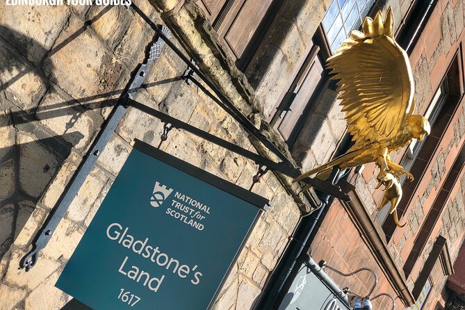 Private Edinburgh Walking Tour - Positive Reviews and Reputation