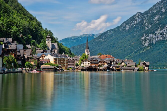 Private One-Way Sightseeing Transfer From Hallstatt to Prague via Cesky Krumlov - Frequently Asked Questions