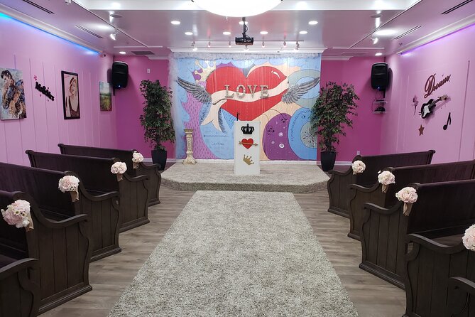 Private Tour by Limousine of Las Vegas Chapel Row - Things To Known