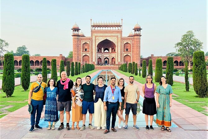 Private Tour Guide For Taj Mahal And Agra Fort - Traveler Considerations