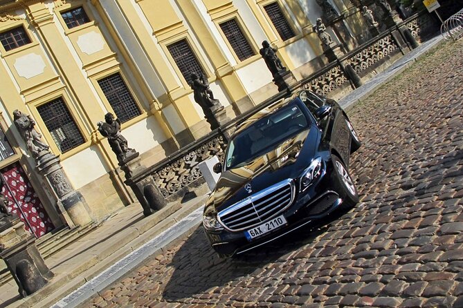 Private Transfer From Dresden to Prague - Traveler Reviews