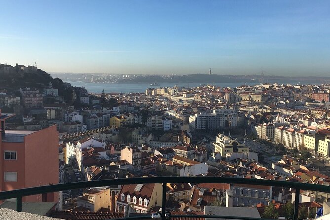 Private Transfer From Lisbon Airport to City Centre - Exploring Lisbon From the City Centre