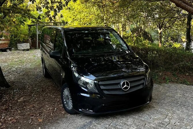 PRIVATE TRANSFER Lisbon - Porto(Vice Versa) With Excursion(Option) - Customization Options