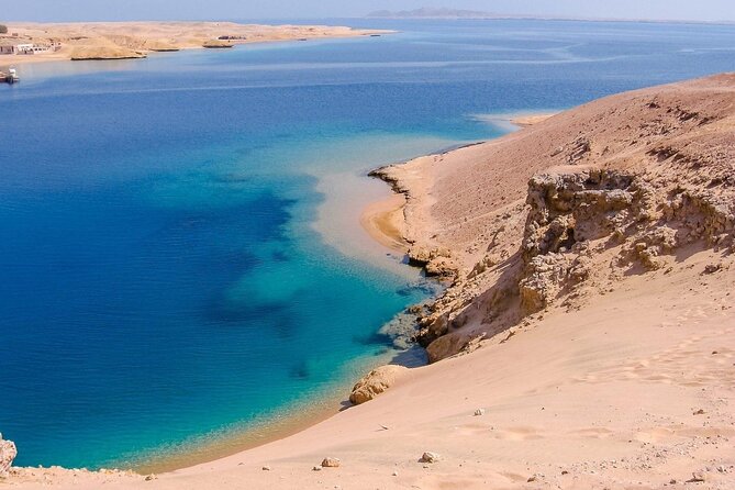 Ras Mohamed and White Island Snorkeling Trip and One Stop Diving-Sharm El Shiekh - Lunch, Beverages, and Amenities