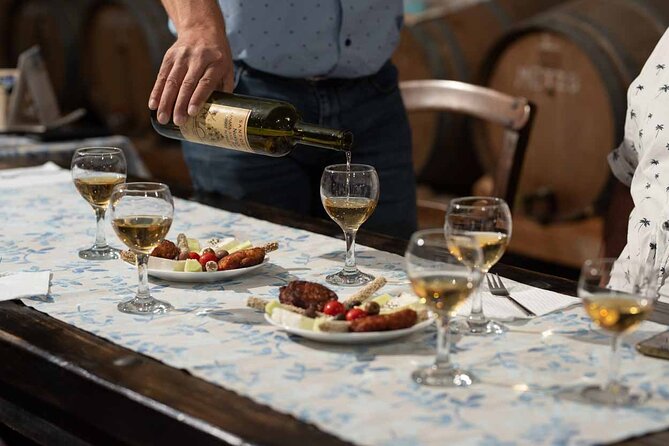 Santorinian Sunset Cheers & Dine - Frequently Asked Questions