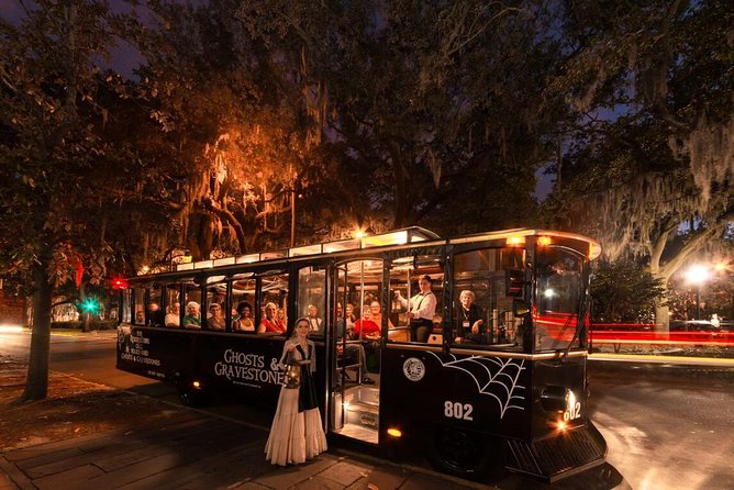 Savannah Ghosts & Gravestones Trolley Tour - Preparing for the Tour