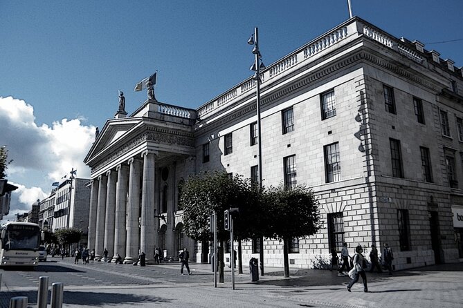 Self-Guided Scavenger Hunt: Dublin Adventure - Ask Away