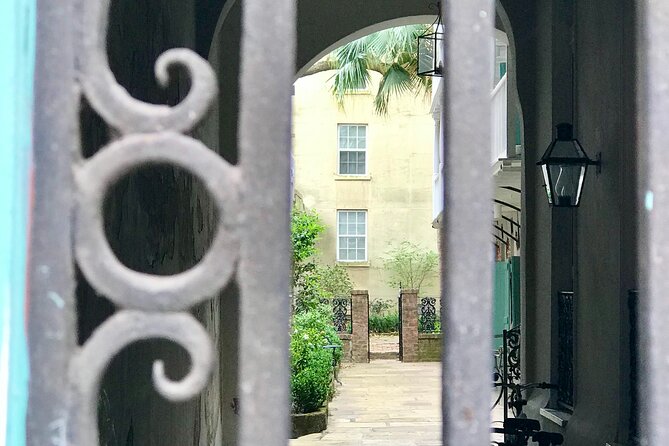 Small-Group French Quarter History Walking Tour - Photo Opportunities
