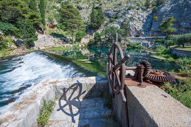 Srdj Hill Scenic Panorama Drive and Dubrovnik Old Town PRIVATE TOUR - Guided Exploration of Old Town
