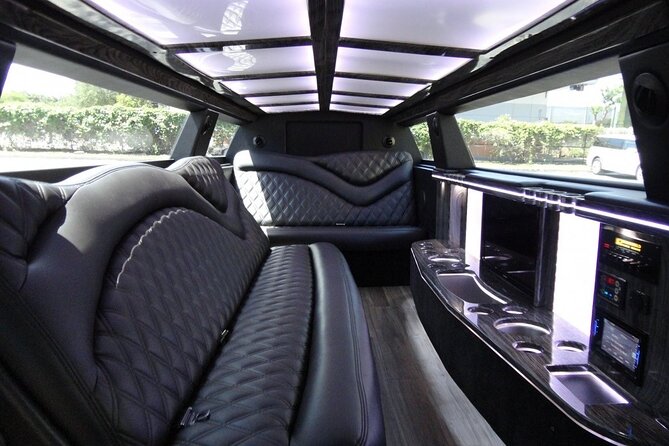 Texas Hill Country Group Wine Tour by Limousine - Group Size and Atmosphere