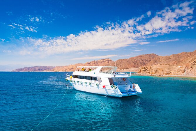 The Giftun Island Orange Sea Excursion From Hurghada - Dining and Refreshments