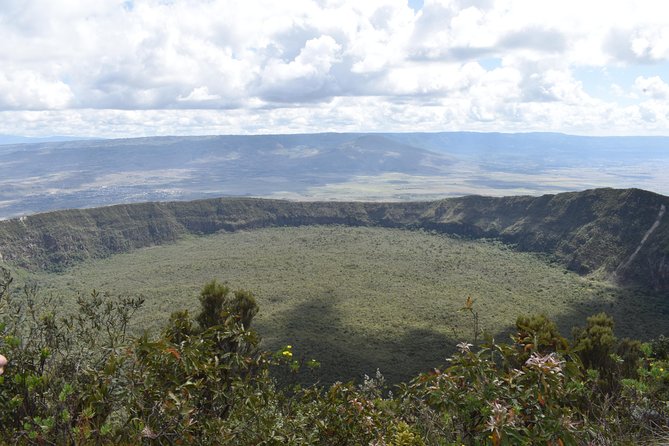 The Great Rift Valley Tour - L Bogoria, L Nakuru, L Naivasha and Hellsgate NP - Transportation and Pickup Information