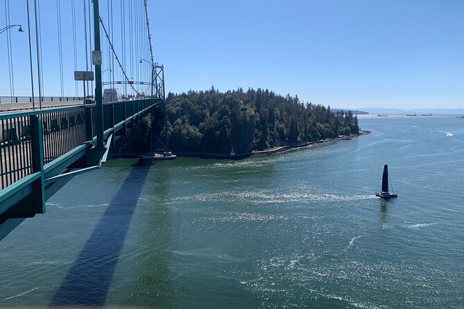 The Ultimate Stanley Park E-Bike Tour - Guided Experience Highlights