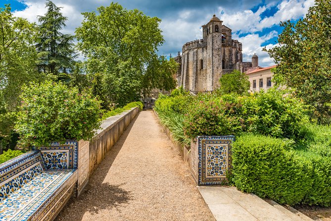 Tomar and Castle of Almourol Private Full-Day Tour From Lisbon - Sum Up