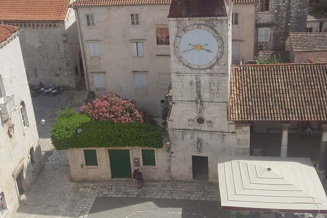 Trogir Old Town History and Monuments Private Guided Walking Tour - Group Size Considerations