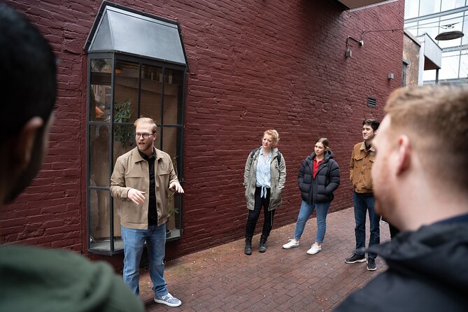 Vancouver Tips-Based Walking Tour | 3-Hour - Local Food and Entertainment Tips