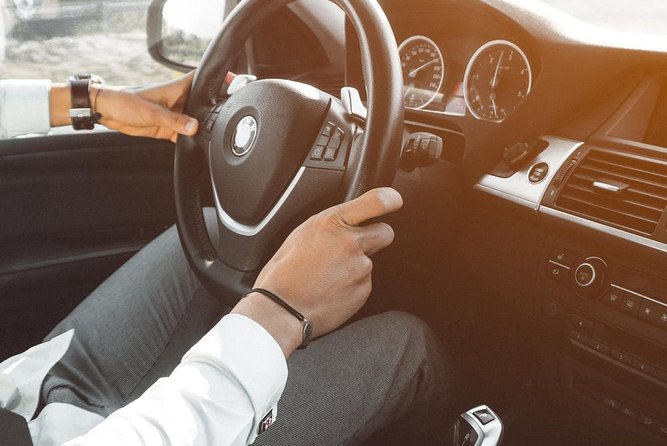 Vienna to Budapest - Private Transfer With 2h of Sightseeing - Customization Options Available