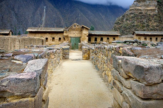 6 Days- Cusco || Sacred Valley || MachuPicchu || Maras&Moray || Rainbow Mountain - Health and Safety Considerations