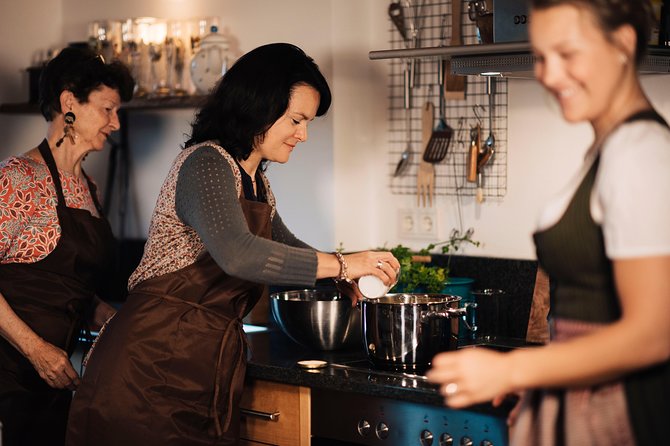 Bavarian Schnitzel Cooking Class in Oberaudorf Farmhouse - Booking Information and Policies