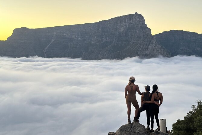 Be Insta-famous: Lions Head Hike & Hotel Pick-up - Capture Insta-worthy Moments