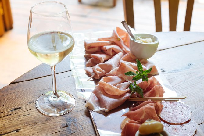Bologna Private Food Tour Eating Around the Centre - Tips for Your Tour