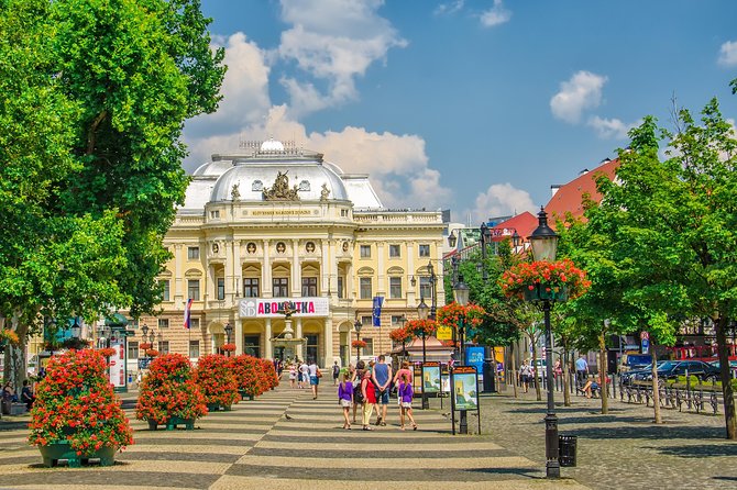 Bratislava From Vienna By Bus With Coffee & Cake - Memorable Café Experience