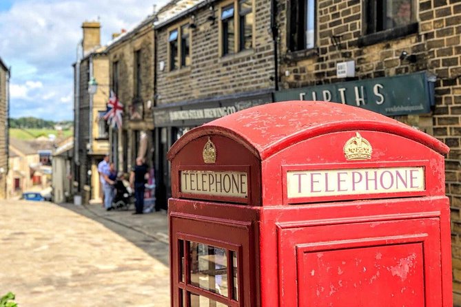 CHESTER: Yorkshire Adventure - Sightseeing Day Trip Tour - Experienced Driver and Guide