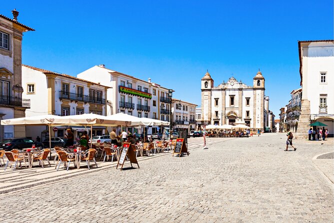 Évora Scavenger Hunt and Sights Self-Guided Tour - Positive Traveler Experiences