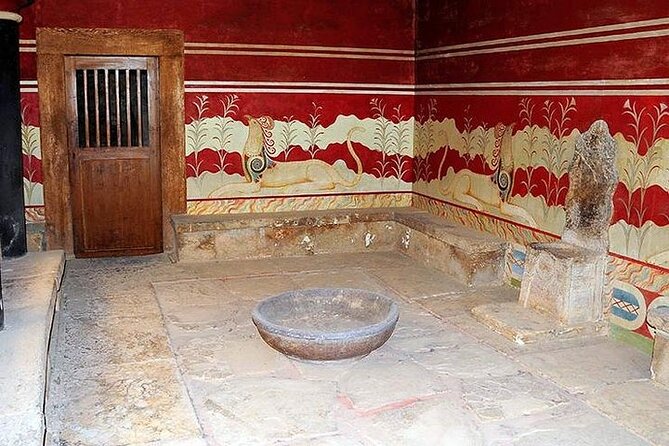 Knossos and Arch Museum of Heraklion (GuideTransferTicket) - Frequently Asked Questions
