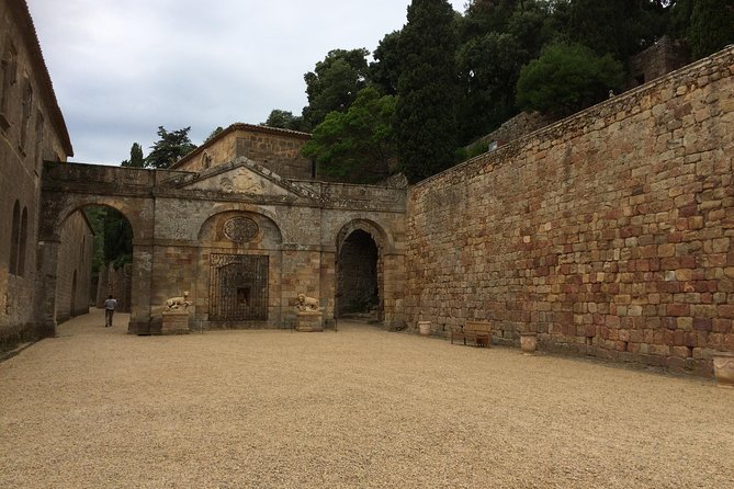 Lagrasse Village and Fontfroide Abbey Tour Review - Since You Asked