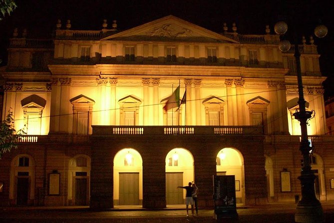 Milan by Night Private Guided Tour, by Car - Ask Away