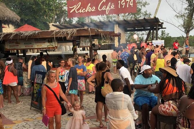 Negril 7MILE Beach and Ricks Café Day Tour & Souvenir Shopping - Souvenir Shopping Opportunities