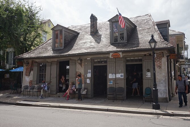 New Orleans French Quarter & Cemetery Bike Tour - Pricing and Booking Information