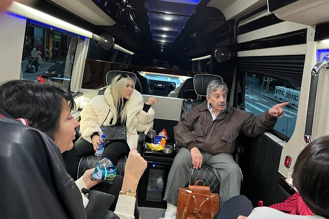 NYC Christmas Lights Tour by Limousine (Manhattan/ Dyker Heights) - Additional Details