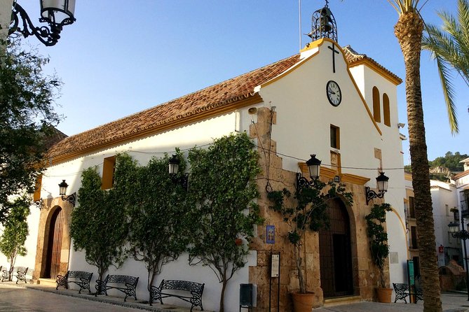Ojen Private Walking Tour by Tours in Malaga - Meeting and Logistics